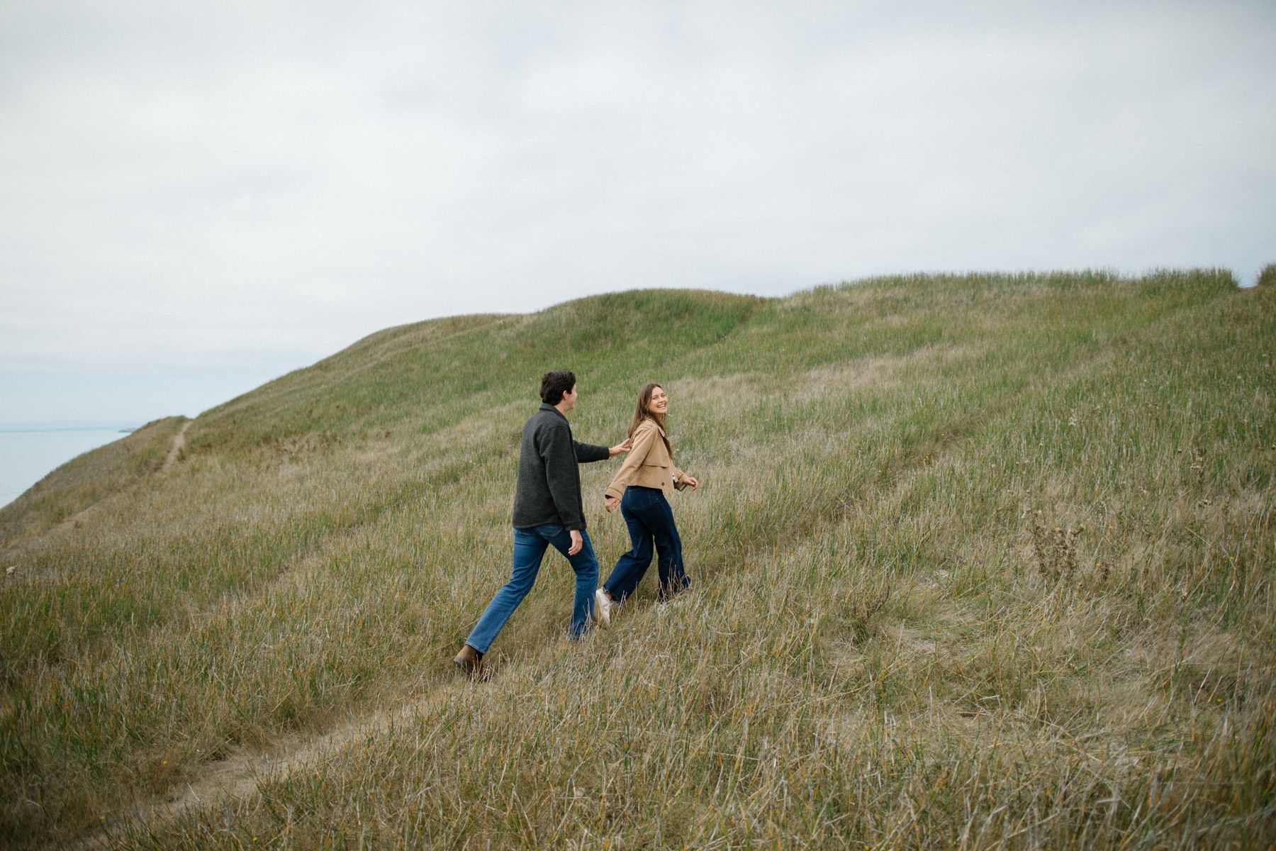 Ellie and Graham at Cattle Point, San Juan Island (7)